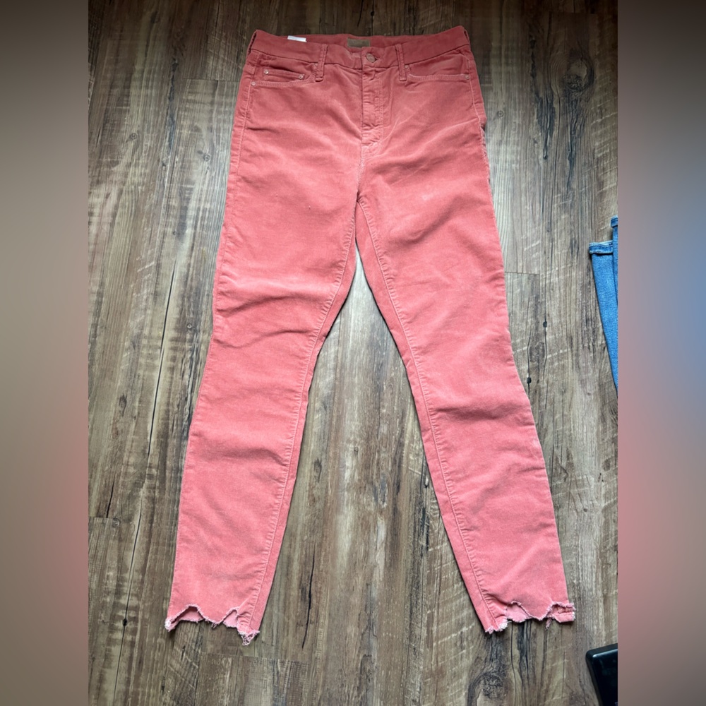 Mother pink corduroy